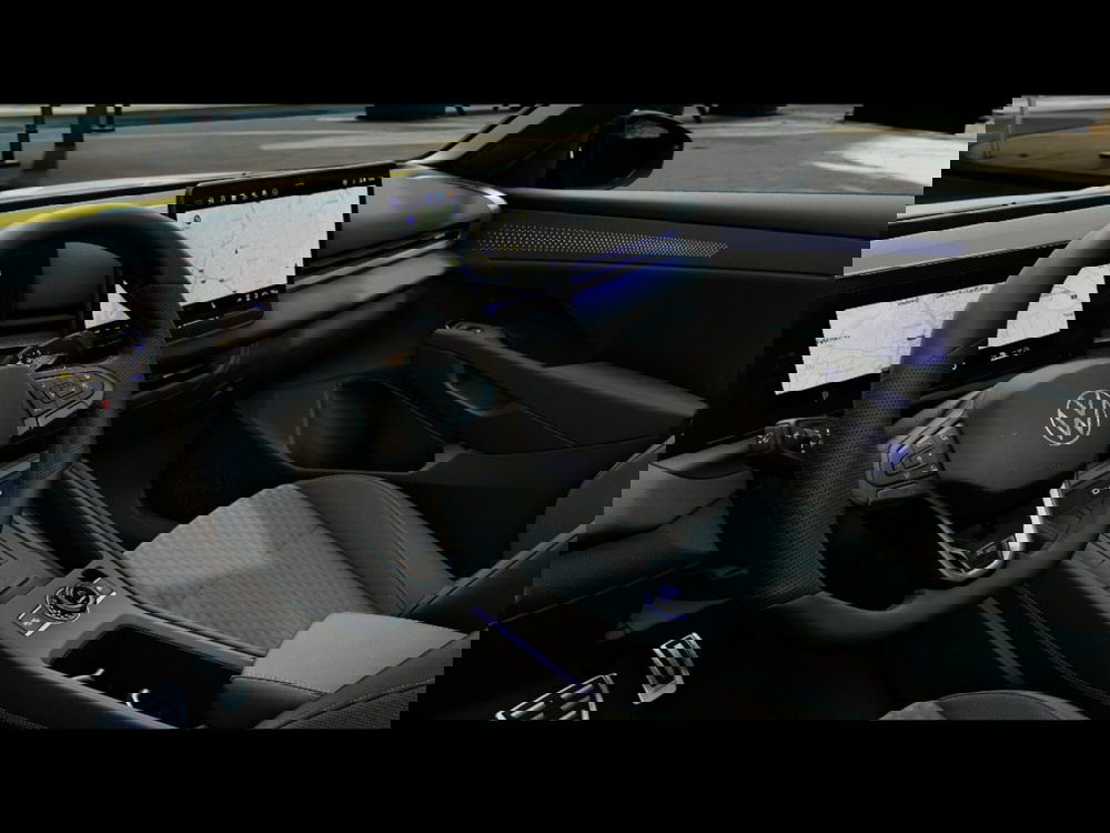 Volkswagen T-Roc nuova a Livorno (6)