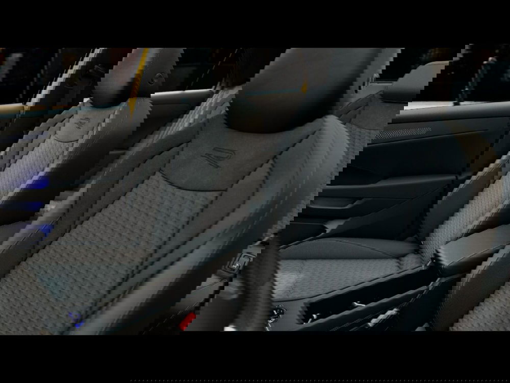 Volkswagen T-Roc nuova a Livorno (8)