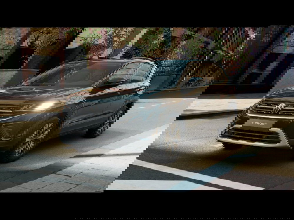 Volkswagen T-Cross nuova a Firenze