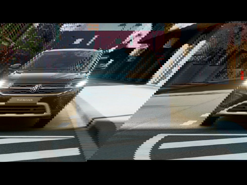 Volkswagen T-Cross nuova a Firenze (5)