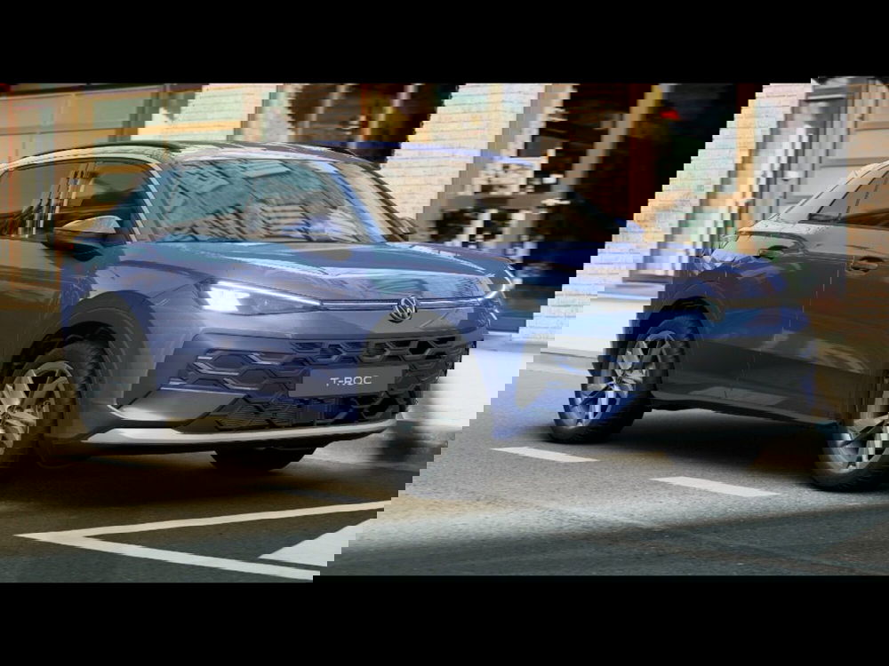 Volkswagen T-Roc nuova a Firenze