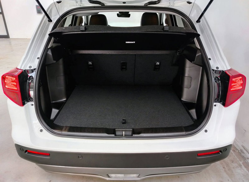 Suzuki Vitara nuova a Rovigo (10)