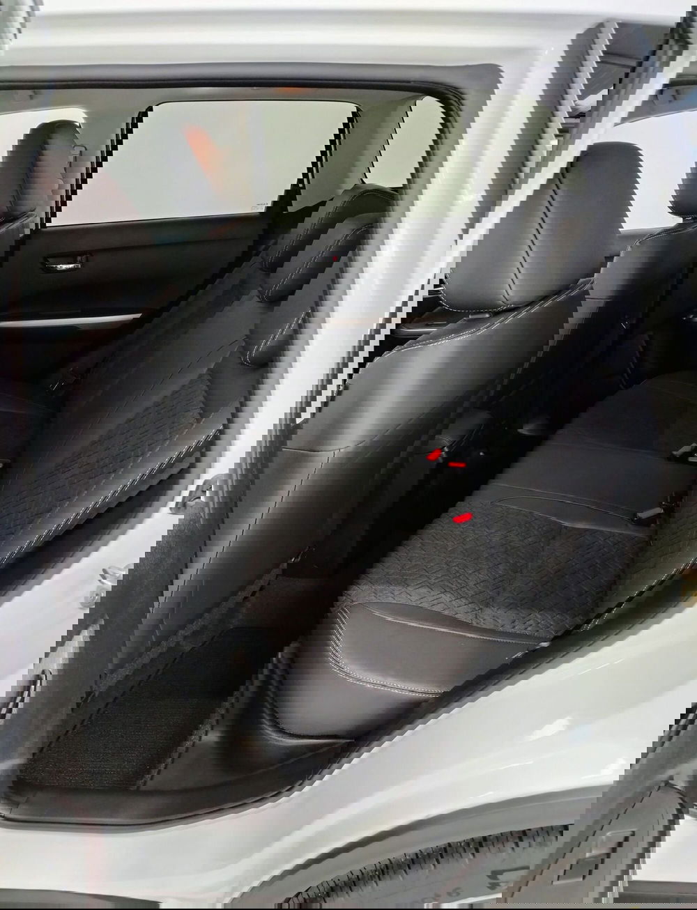 Suzuki Vitara nuova a Rovigo (7)