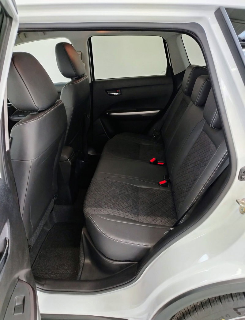 Suzuki Vitara nuova a Rovigo (7)