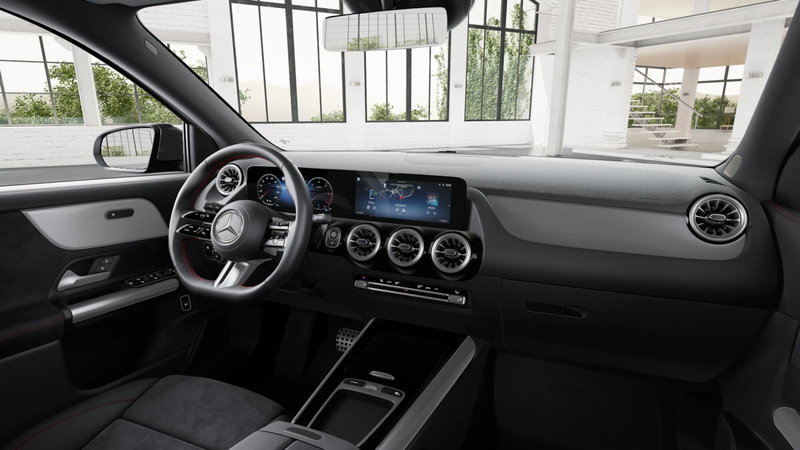 Mercedes-Benz GLA SUV nuova a Monza e Brianza (5)