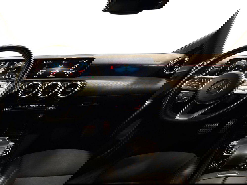 Mercedes-Benz Classe A usata a Milano (9)