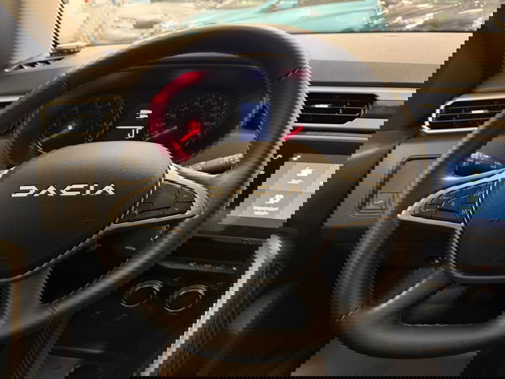 Dacia Duster usata a Brescia (15)