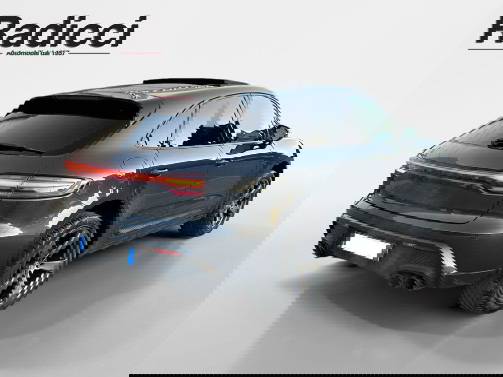 Porsche Macan usata a Bari (2)