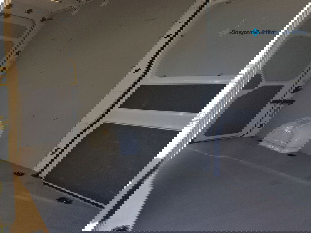 Volkswagen Veicoli Commerciali Crafter Furgone usata a Brescia (12)