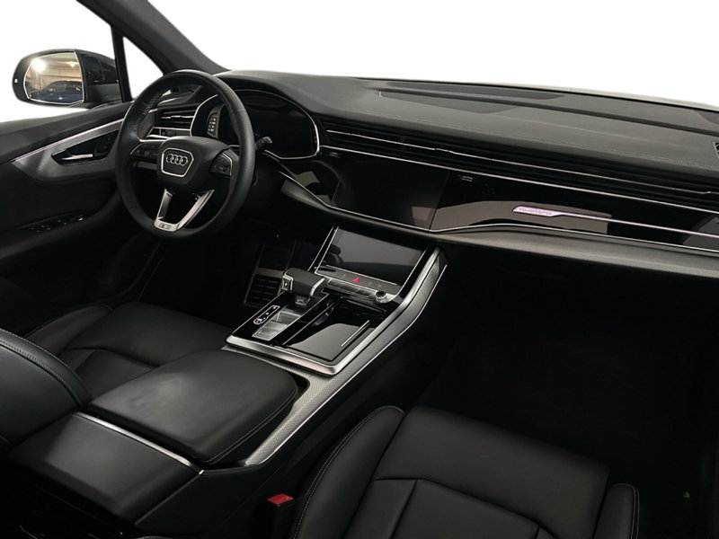 Audi Q7 usata a Napoli (10)