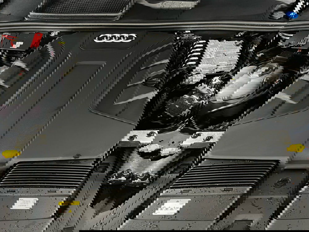 Audi Q7 usata a Napoli (18)