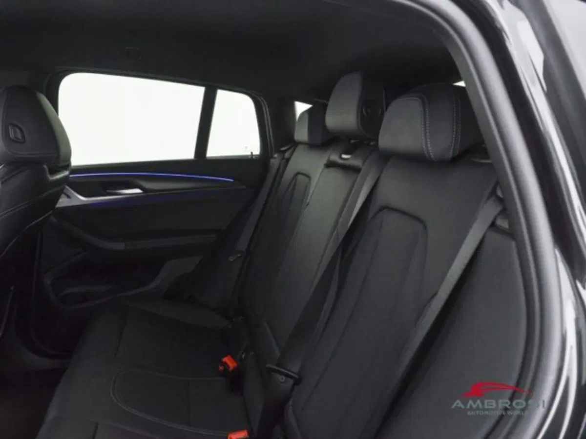 BMW X4 usata a Perugia (10)