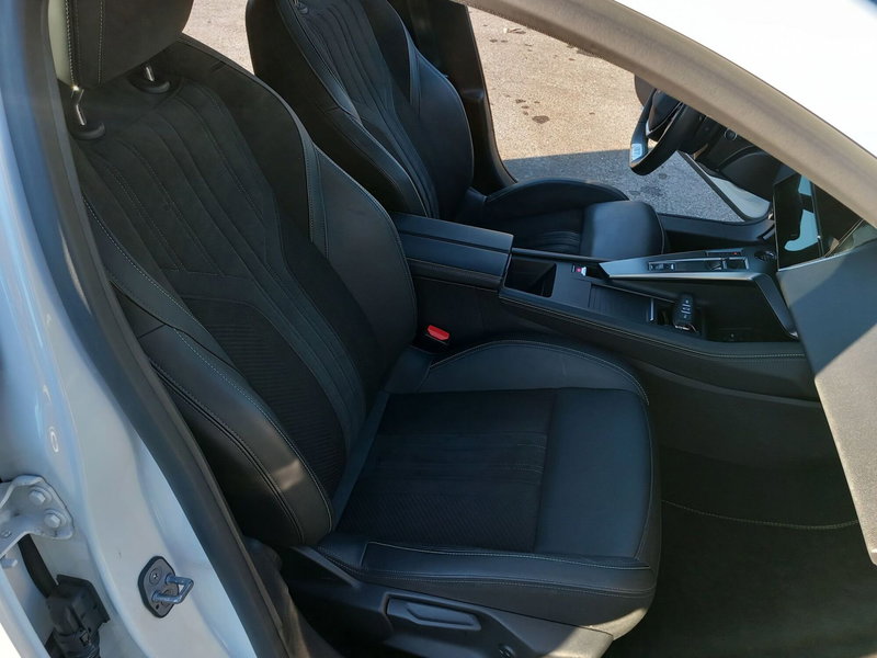 Peugeot 308 SW usata a Lucca (11)