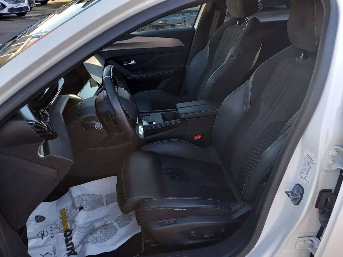 Peugeot 308 SW usata a Lucca (8)