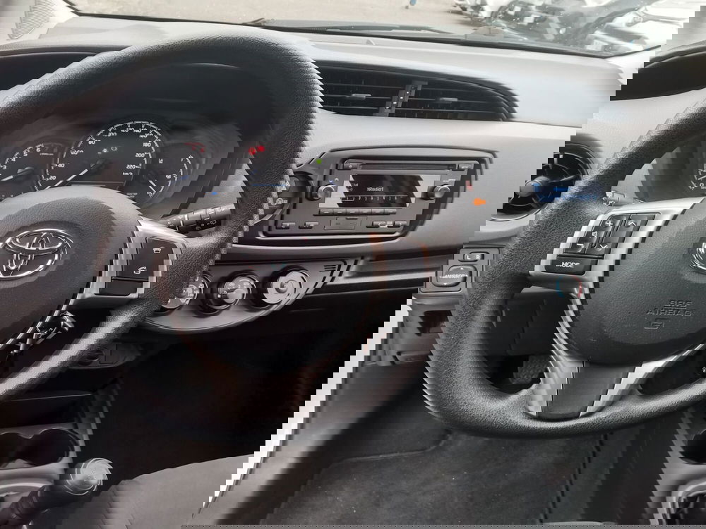 Toyota Yaris usata a Bergamo (8)