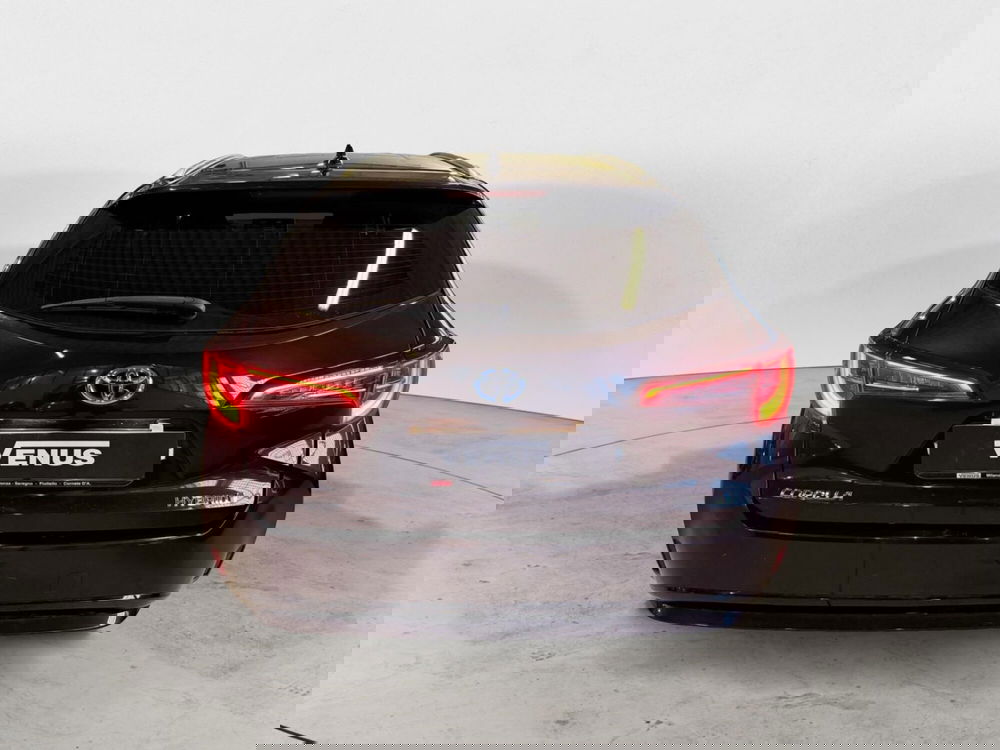 Toyota Corolla Touring Sports usata a Monza e Brianza (5)