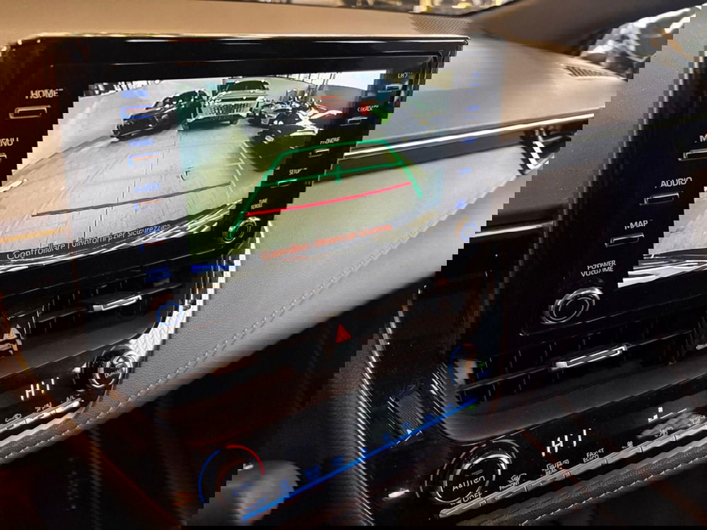 Toyota Corolla Touring Sports usata a Monza e Brianza (8)