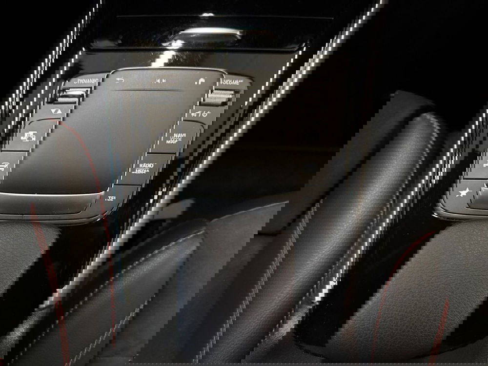 Mercedes-Benz GLB usata a Prato (20)