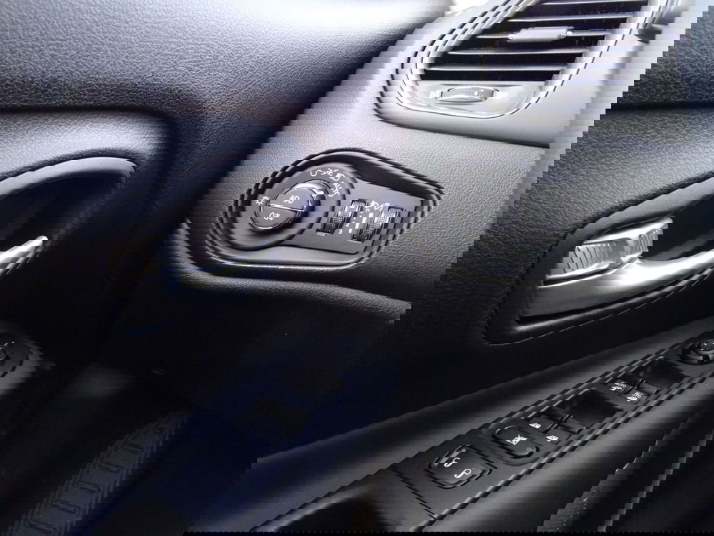 Jeep Renegade usata a Venezia (18)