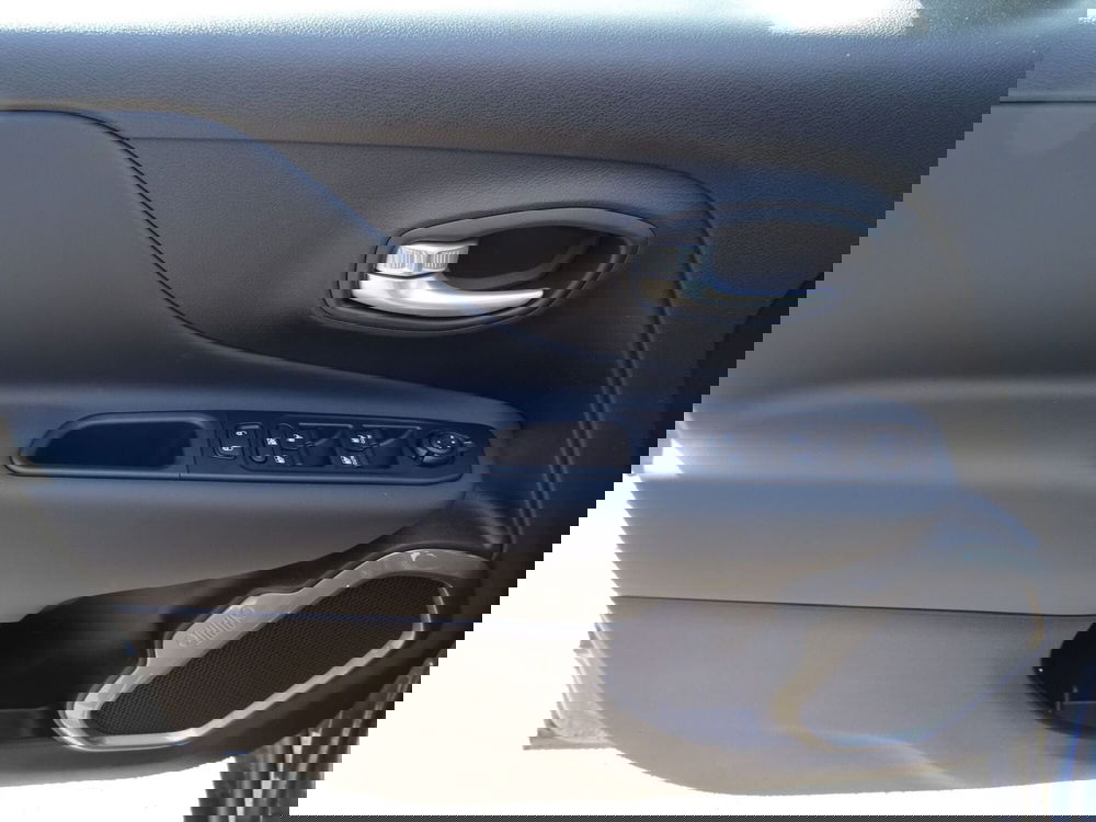 Jeep Renegade usata a Venezia (19)