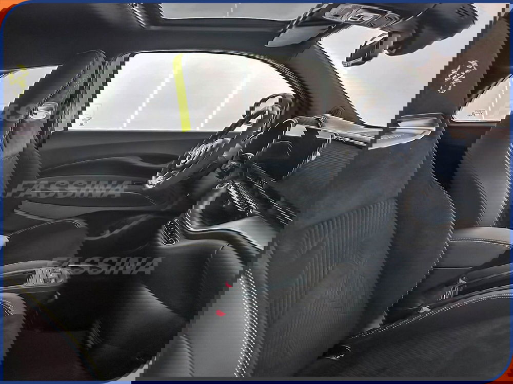 Abarth 500e Cabrio usata a Milano (13)