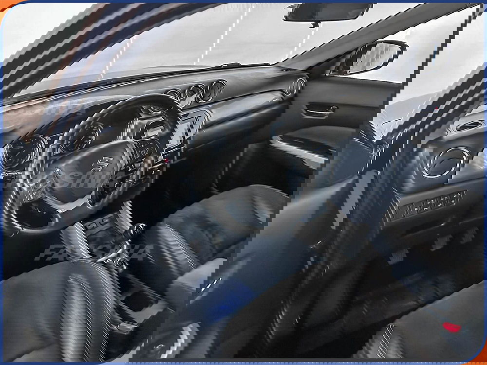 Suzuki Vitara usata a Milano (9)