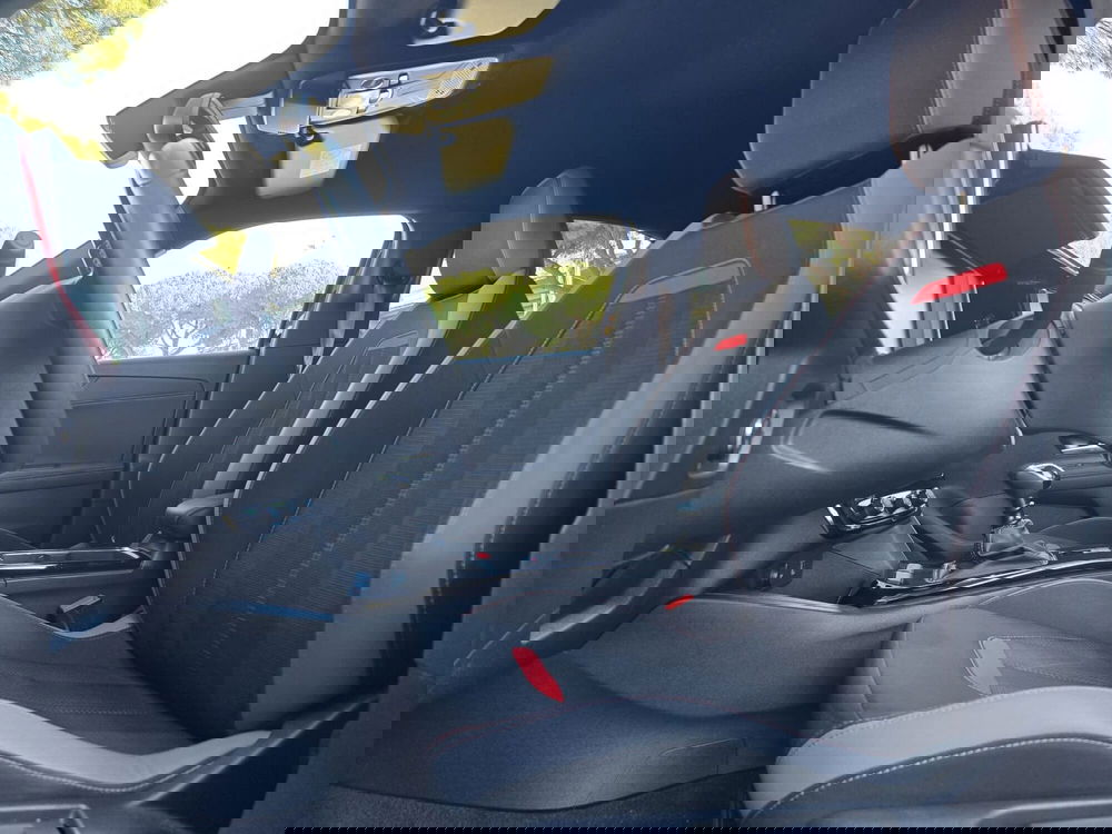 Opel Mokka usata a Massa-Carrara (16)