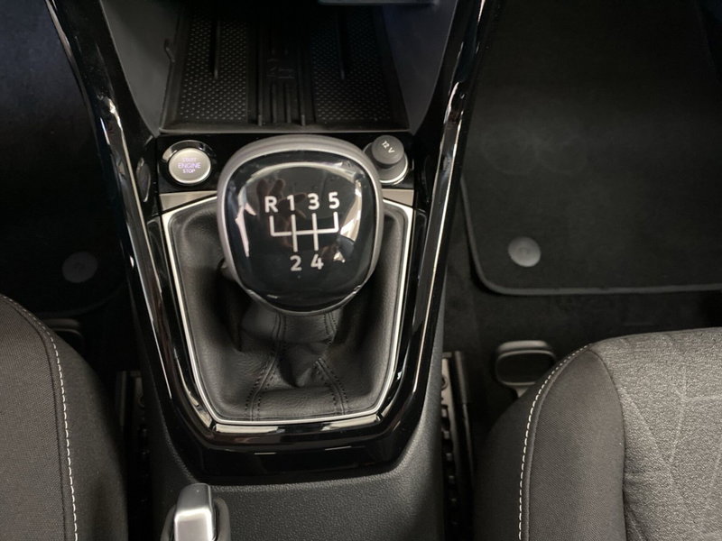 Volkswagen T-Cross nuova a Lodi (11)
