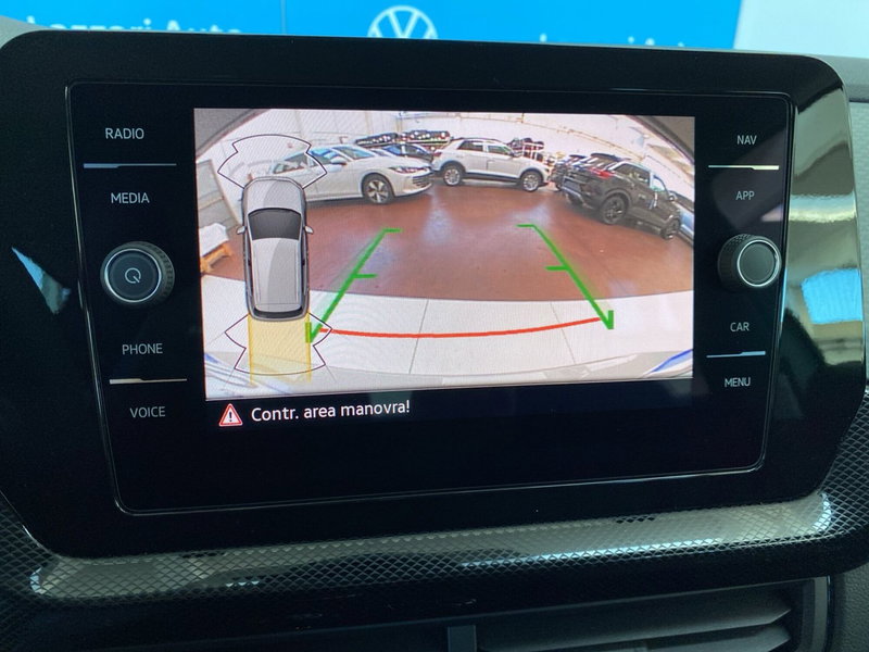 Volkswagen T-Cross nuova a Lodi (16)