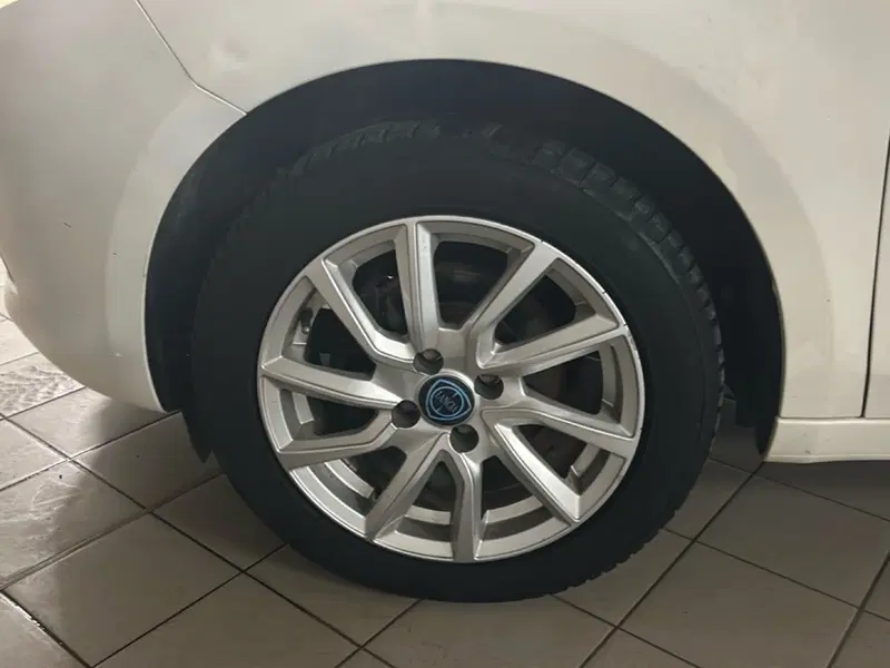 Lancia Ypsilon usata a Piacenza (14)