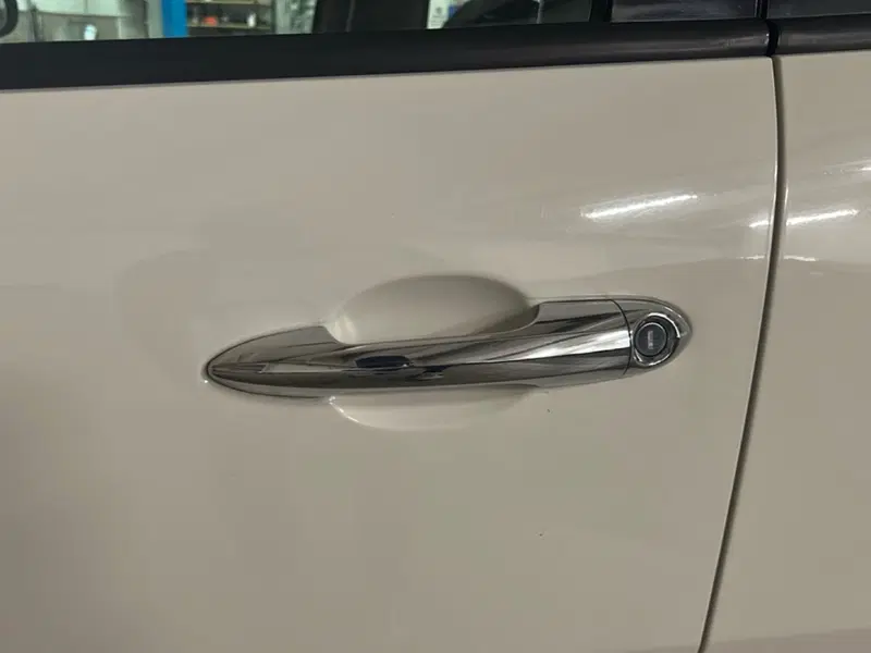 Lancia Ypsilon usata a Piacenza (17)