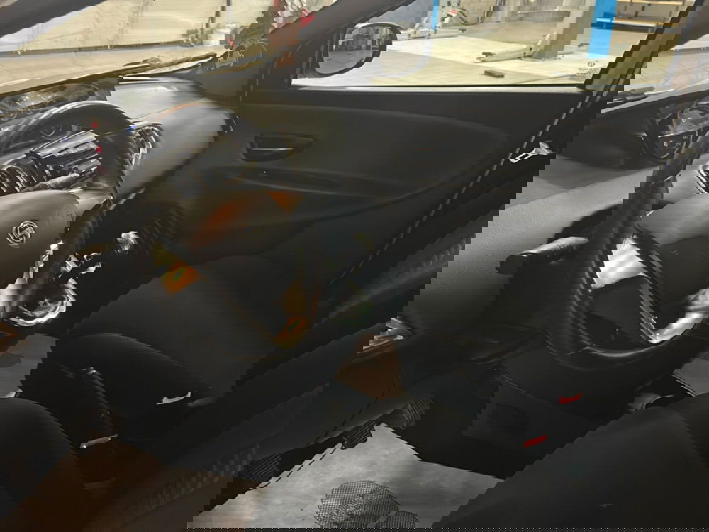 Lancia Ypsilon usata a Piacenza (9)