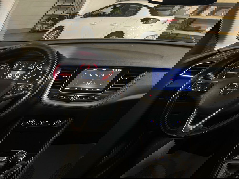 Opel Grandland X usata a Piacenza (11)
