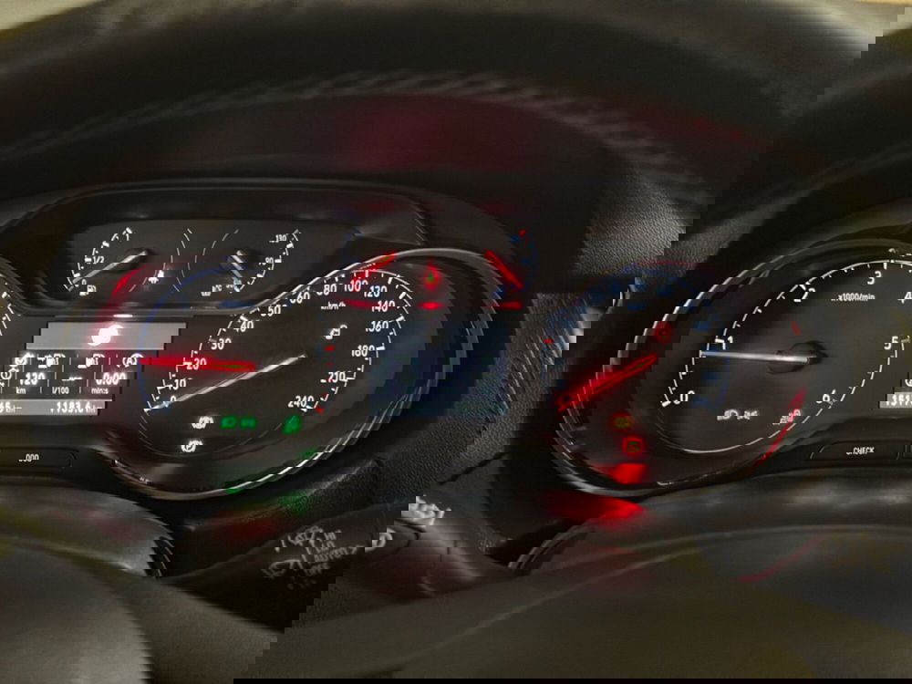 Opel Grandland X usata a Piacenza (13)