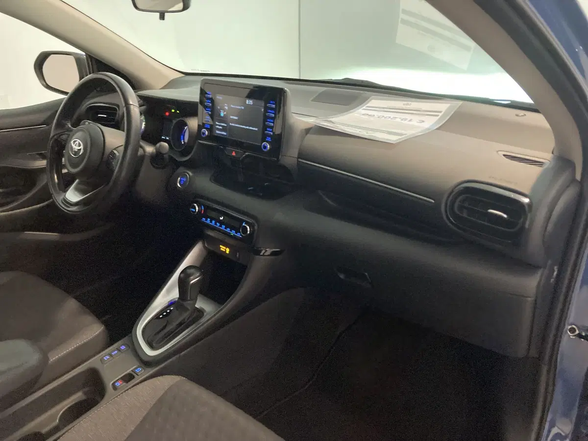 Toyota Yaris usata a Barletta-Andria-Trani (16)
