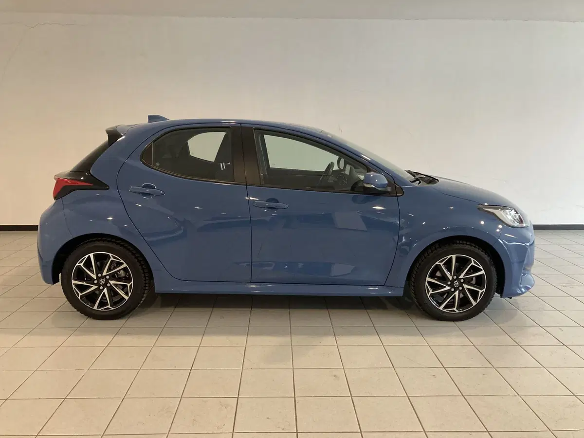 Toyota Yaris usata a Barletta-Andria-Trani (4)