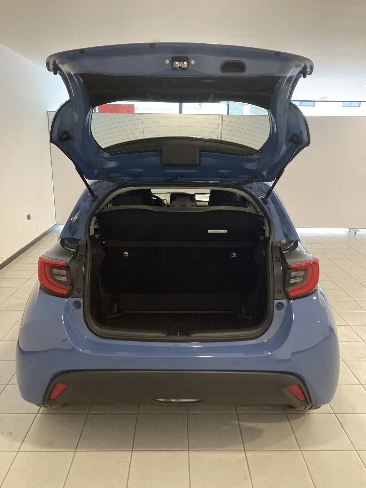 Toyota Yaris usata a Barletta-Andria-Trani (6)