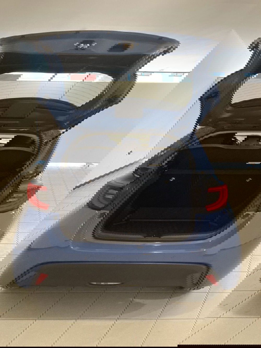 Toyota Yaris usata a Barletta-Andria-Trani (6)