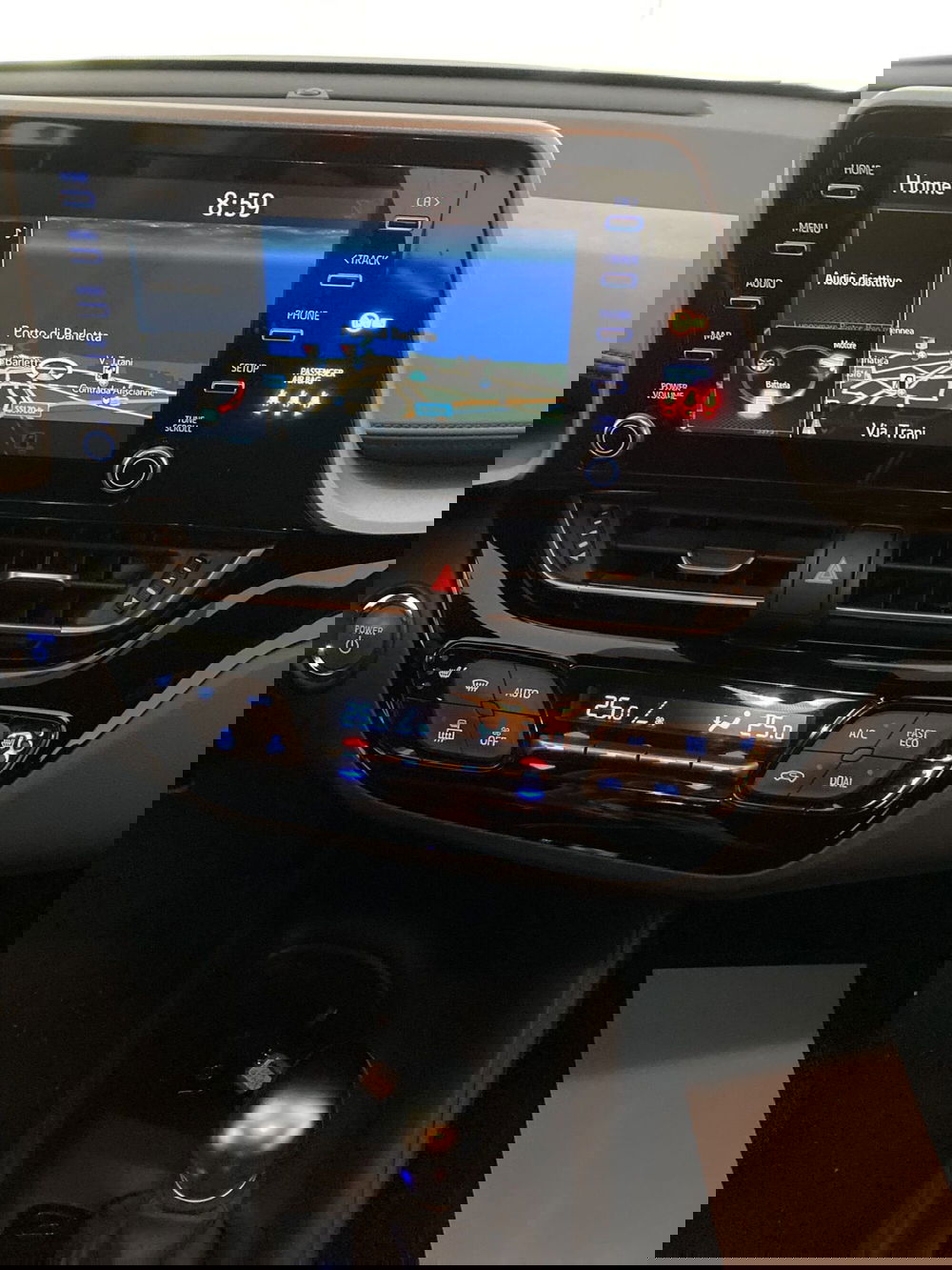 Toyota Toyota C-HR usata a Barletta-Andria-Trani (13)