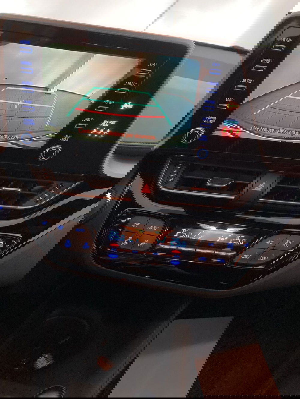 Toyota Toyota C-HR usata a Barletta-Andria-Trani (15)