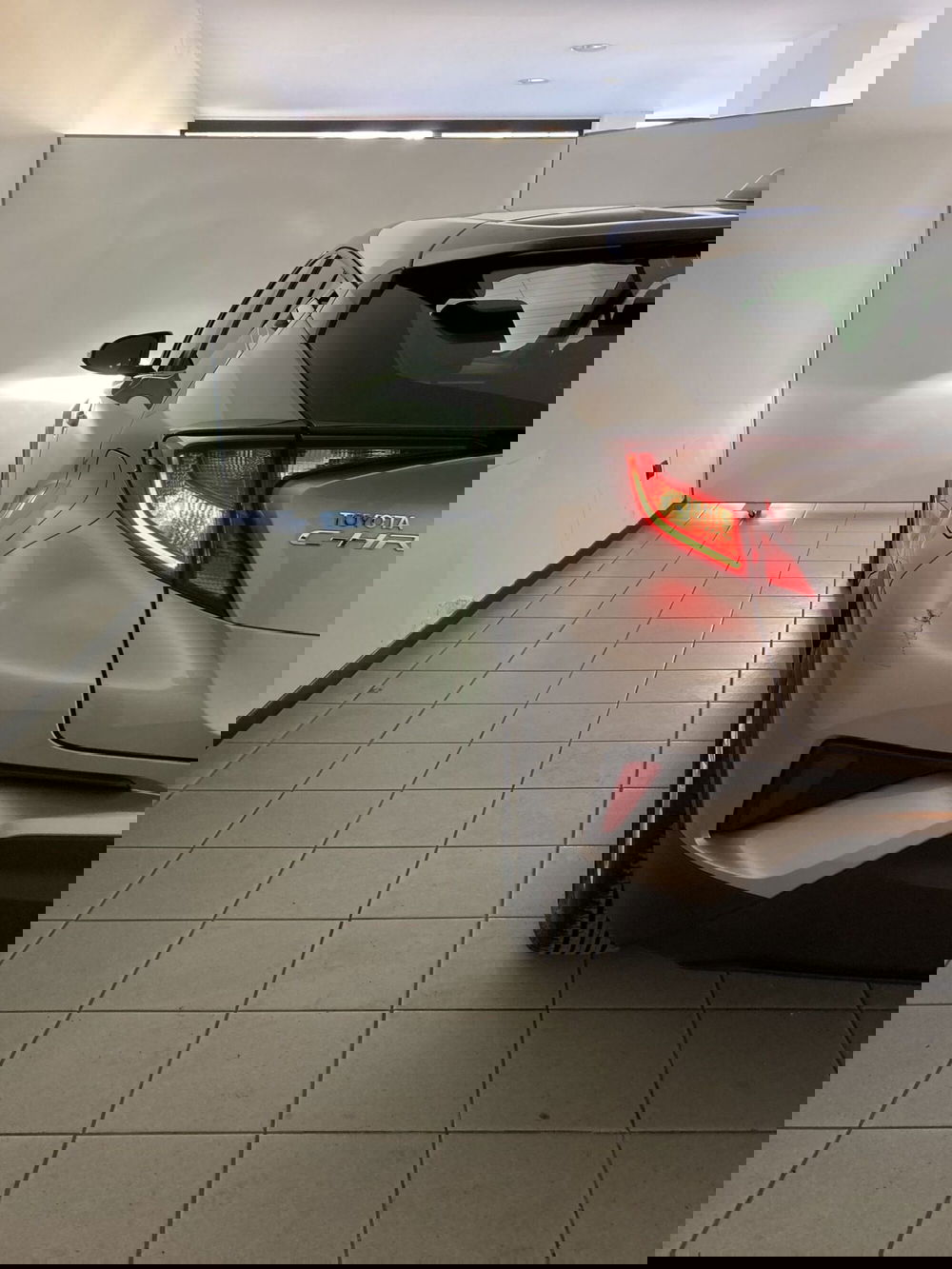 Toyota Toyota C-HR usata a Barletta-Andria-Trani (20)