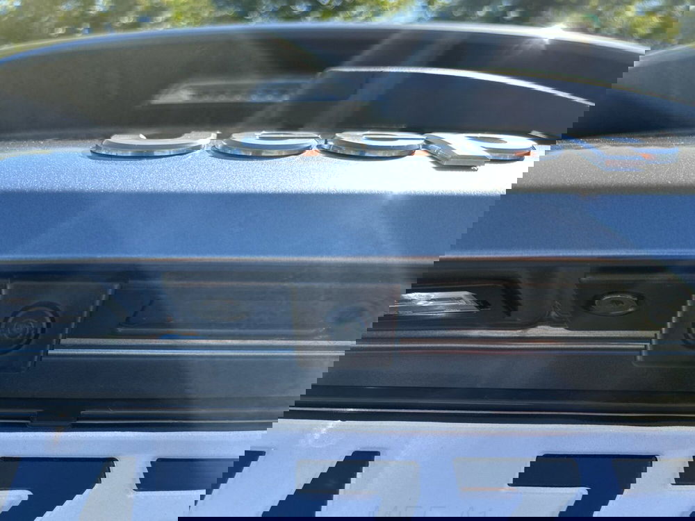 Jeep Avenger nuova a Latina (11)