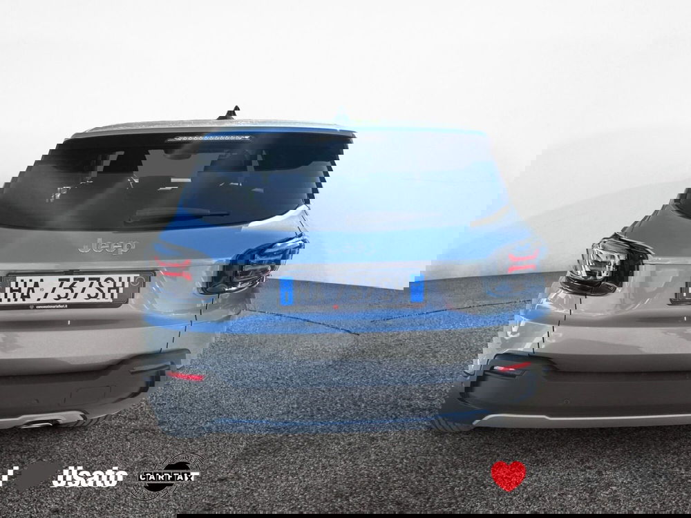 Jeep Avenger nuova a Latina (5)