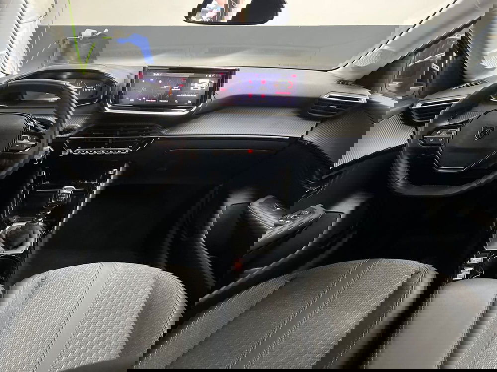 Peugeot 208 usata a Roma (12)