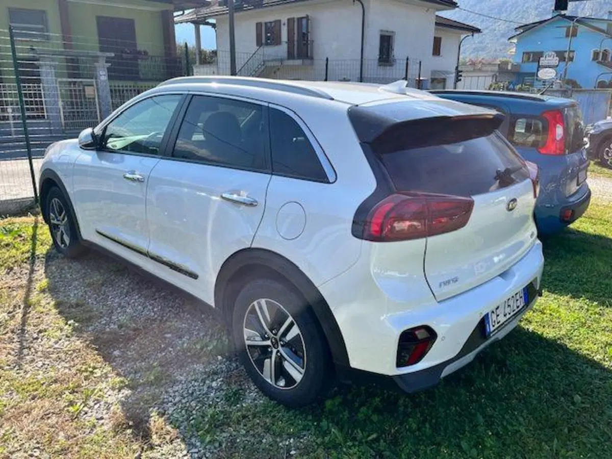 Kia Niro usata a Verbano Cusio Ossola (6)