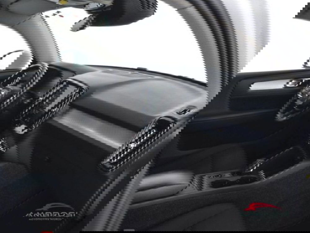 Volvo XC40 usata a Perugia (12)