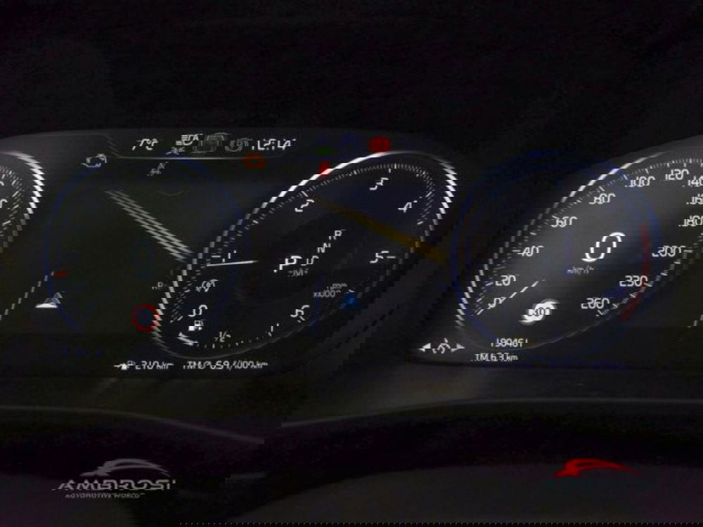 Volvo XC40 usata a Perugia (13)