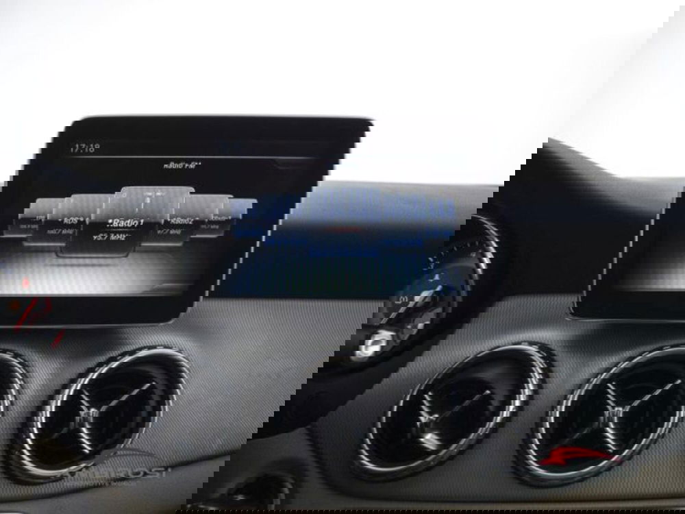 Mercedes-Benz GLA SUV usata a Perugia (14)