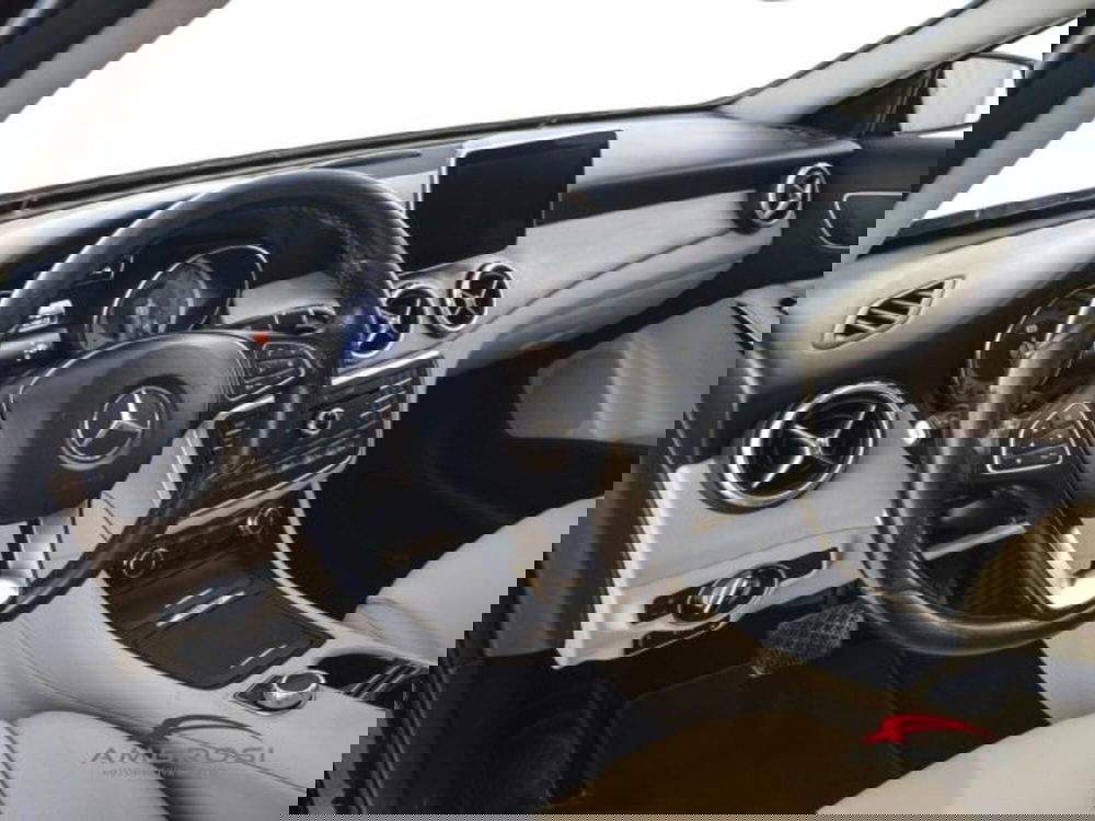 Mercedes-Benz GLA SUV usata a Perugia (8)