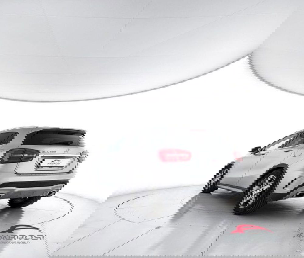 Mercedes-Benz GLA SUV usata a Perugia (4)